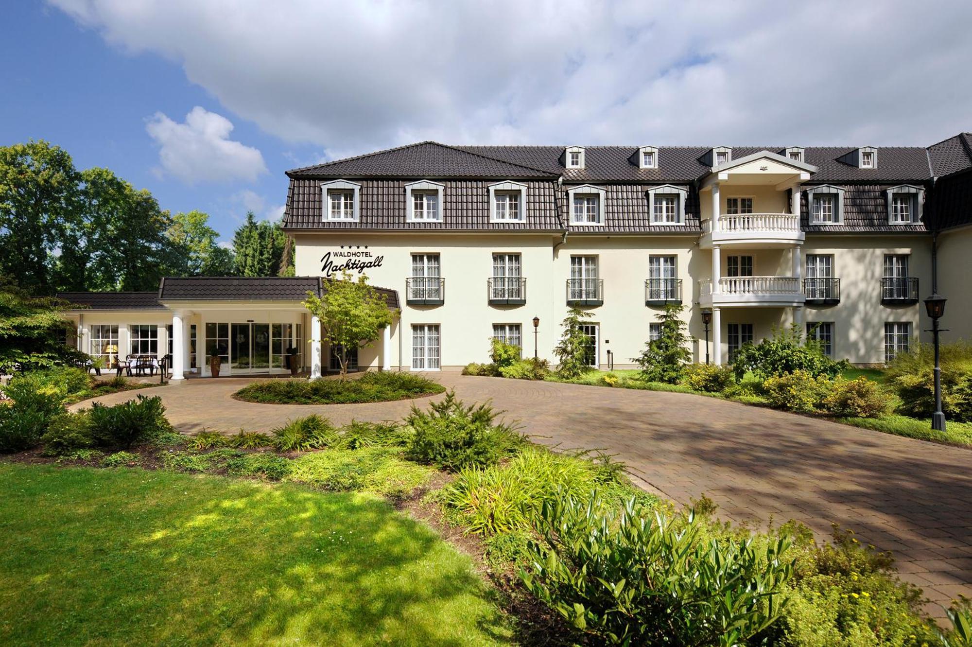 Waldhotel Nachtigall Paderborn Exterior foto