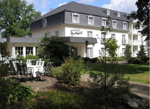 Waldhotel Nachtigall Paderborn Exterior foto